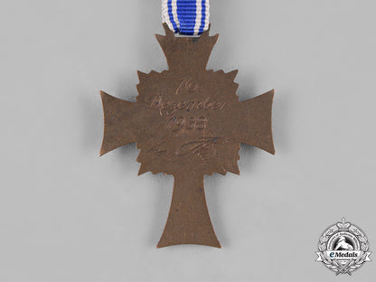 germany,_third_reich._an_honour_cross_of_the_german_mother,_bronze_grade_s19_0755
