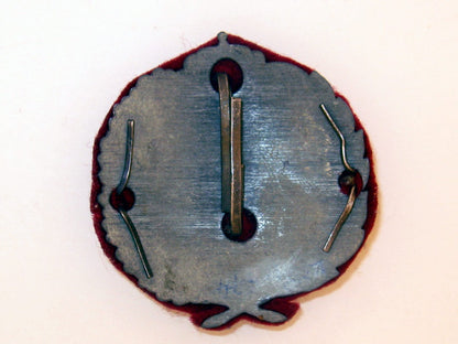 royal_yugoslav_officer’s_cap_badge,_s3500002