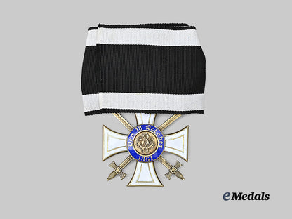 prussia,_kingdom._an_order_of_the_crown,_i_i_class_cross_with_swords,_c.1917_e_medals__g62842_4