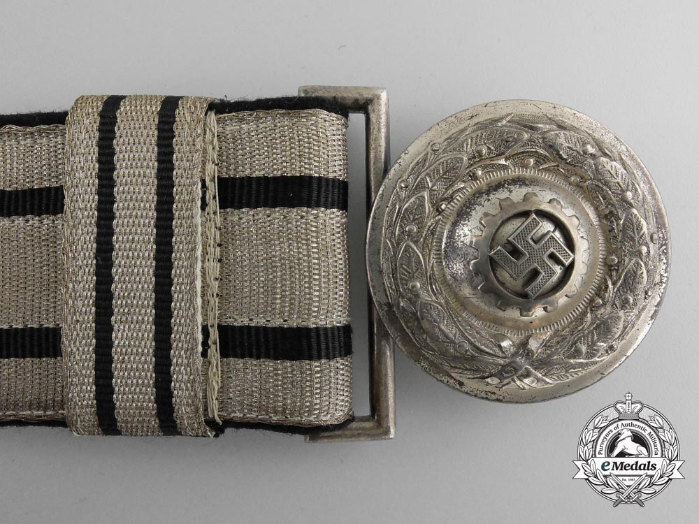 germany,_daf._a_labour_front_stosstrupp_of_the_werkschar_leader's_brocade_belt_with_buckle,_published_s_247_1_1