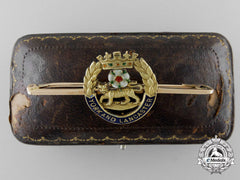 A Fine York And Lancaster Regiment Brooch In Gold With Case