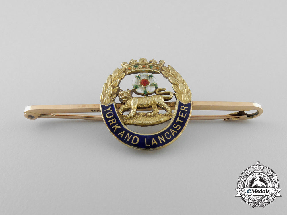 a_fine_york_and_lancaster_regiment_brooch_in_gold_with_case_s_406