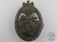 An Early Bronze Grade Tank Badge
