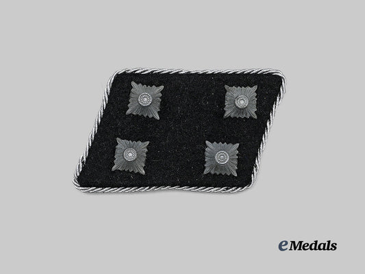 germany,_s_s._a_waffen-_s_s_sturmbannführer_collar_tab_e_medals__g63033_2