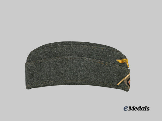 germany,_kriegsmarine._a_coastal_artillery_overseas_cap_for_enlisted_ranks,_french-_made_example,_by_s._o._g._e._c._o._e_medals__g62730_3