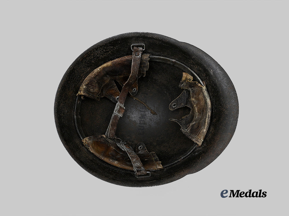 poland,_republic._a_rare_w_z31_steel_border_guard_helmet,_named_e_medals__e_u24348_9