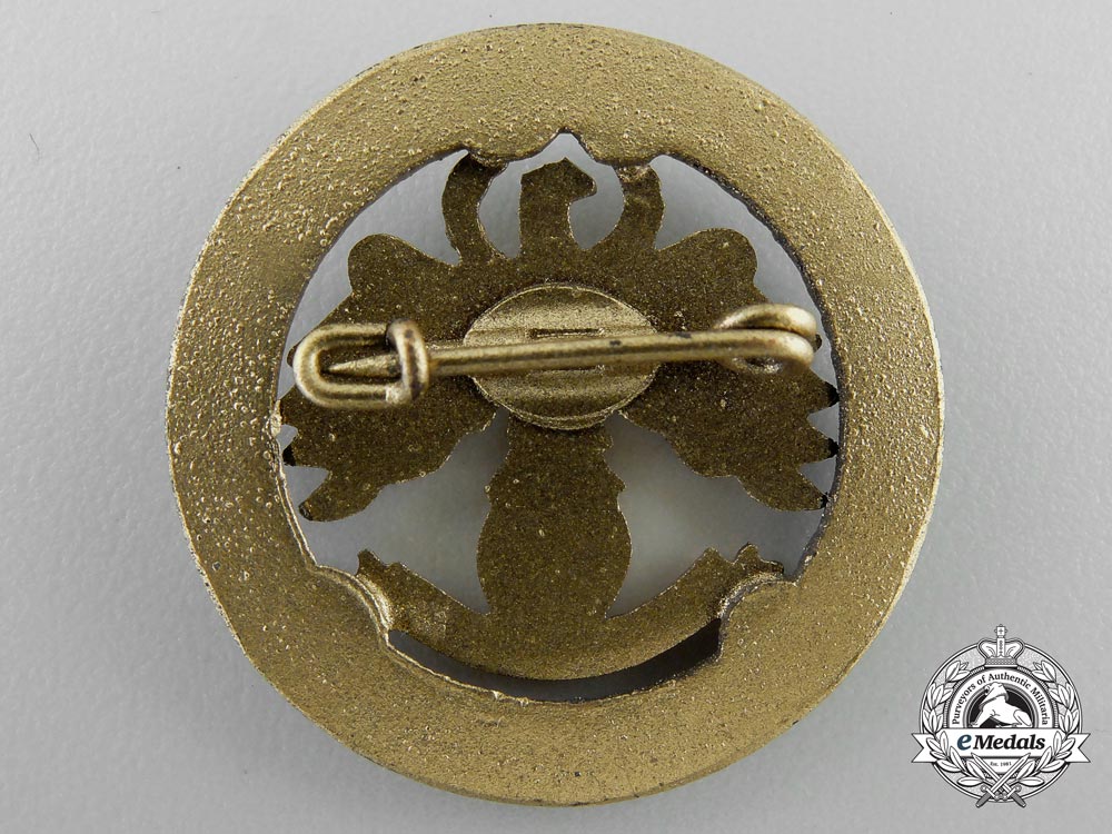 a_three_years_district(_gau)_marksman's_badge_t_038