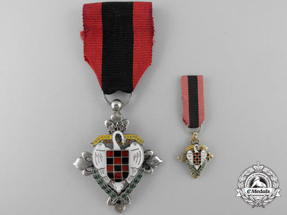 a_spanish_fascist_falange_youth_honour_medal_with_miniature_t_072