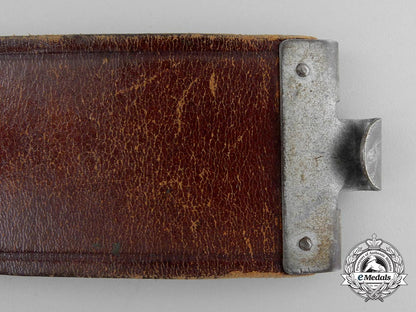 three_second_war_german_belts_t_136