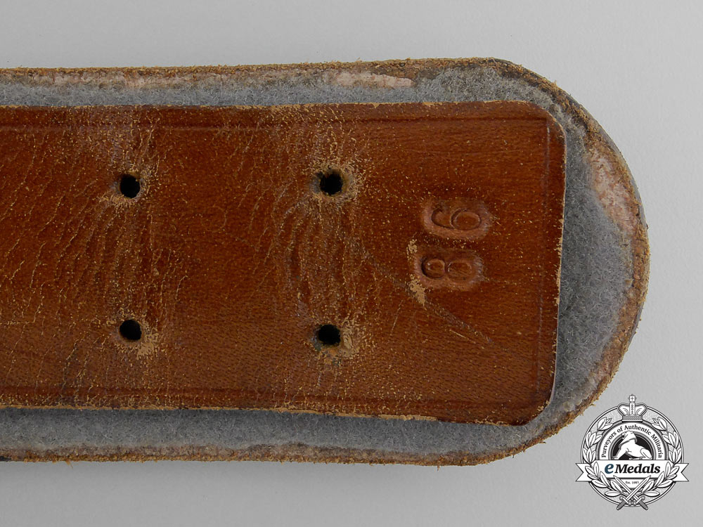 three_second_war_german_belts_t_139