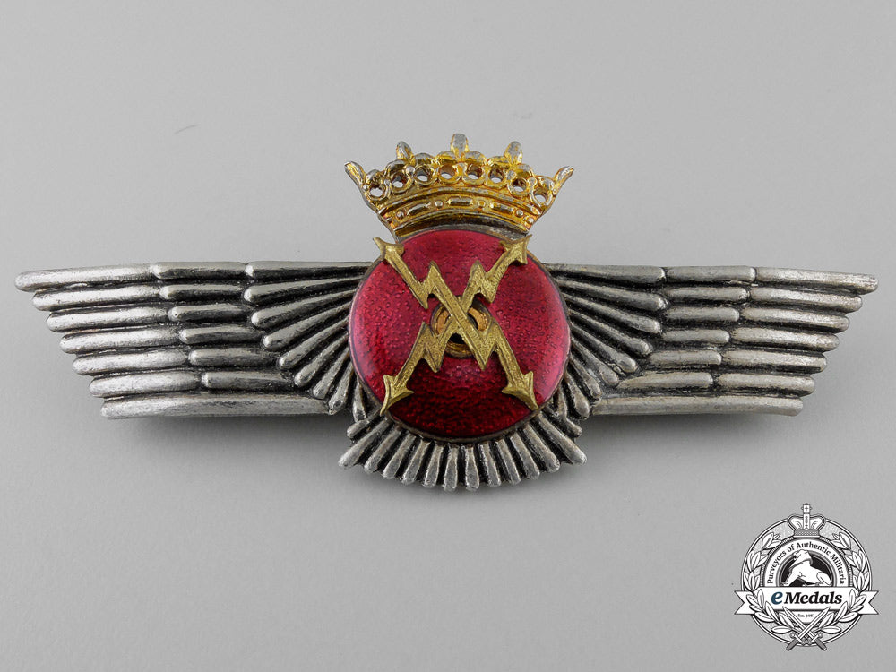 a_spanish_franco_period_air_force_radio_operator’s_wing_t_180