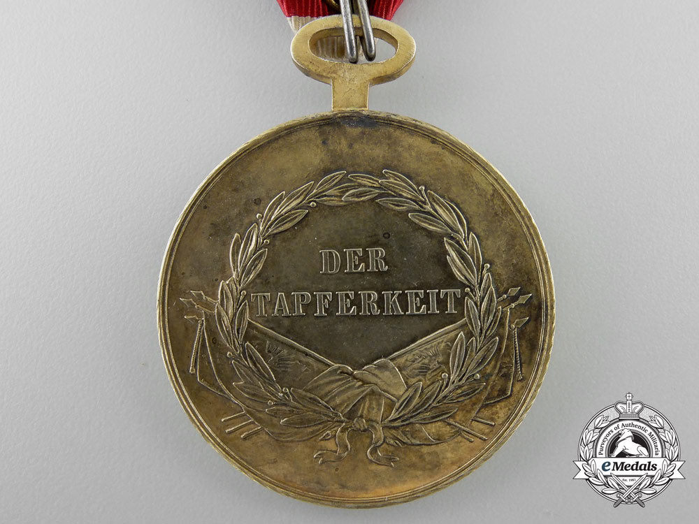 austria,_empire._a_golden_bravery_medal,_c.1916_t_824
