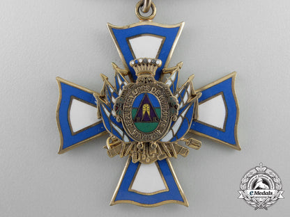 a_honduras_armed_forces_cross_of_merit_by_n.s.meyer,_new_york_t_876