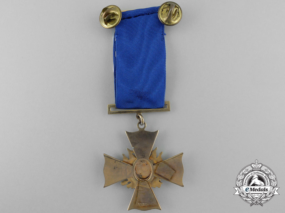 a_honduras_armed_forces_cross_of_merit_by_n.s.meyer,_new_york_t_877