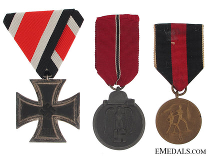 three_awards_three_awards_50d342bddf917