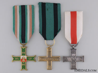 three_second_war_polish_medals_three_second_war_53ee052ae13c4