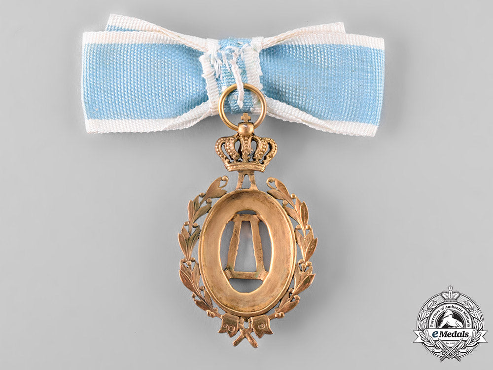 serbia,_kingdom._a_queen_draga_medal,_i_class_gold_grade_tray107_7_lo_128