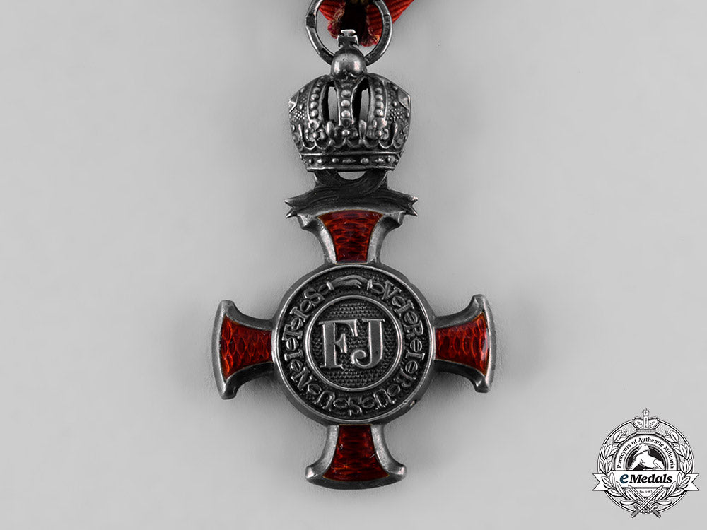 austria,_empire._a_merit_cross1849,_iv_class,_by_wilm._kunz,_c.1916_tray16_1_lo_003