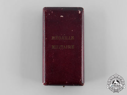 france,_iii_republic._a_military_medal,_type_iii_with_uniface_trophy-_of-_arms,_c.1918_tray16_4_lo_023
