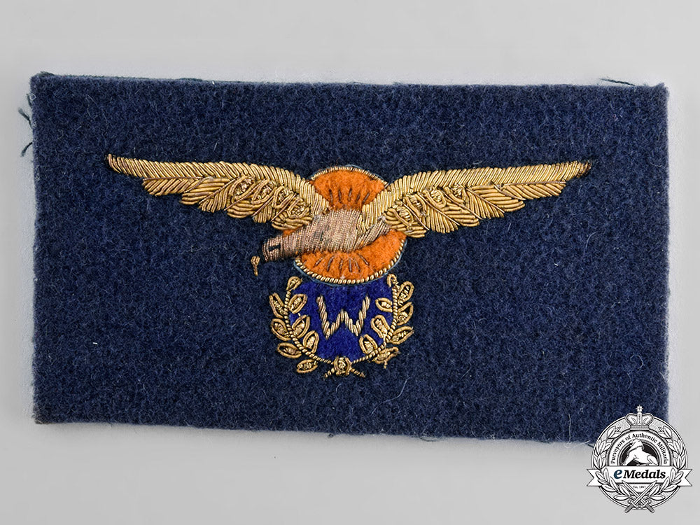 netherlands,_kingdom._a_pilot-_observer_blazer_patch,_c.1939_tray208_6_lo_065