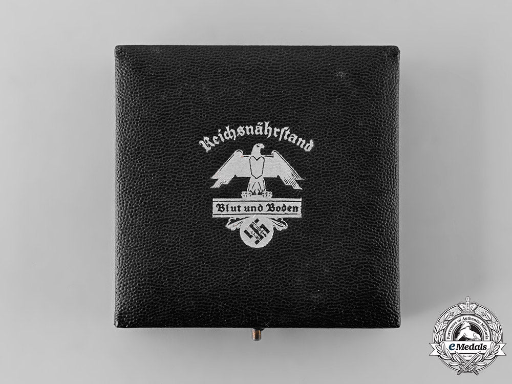 germany,_rnst._an_unissued1936_frankfurt_reichsnährstand_merit_medal,_with_case_tray209_1_lo_005_1