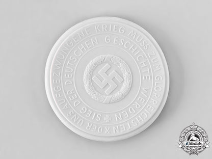 germany,_third_reich._a1940_surrender_of_france_commemorative_porcelain_medallion,_with_case_tray209_2_lo_008_1_1