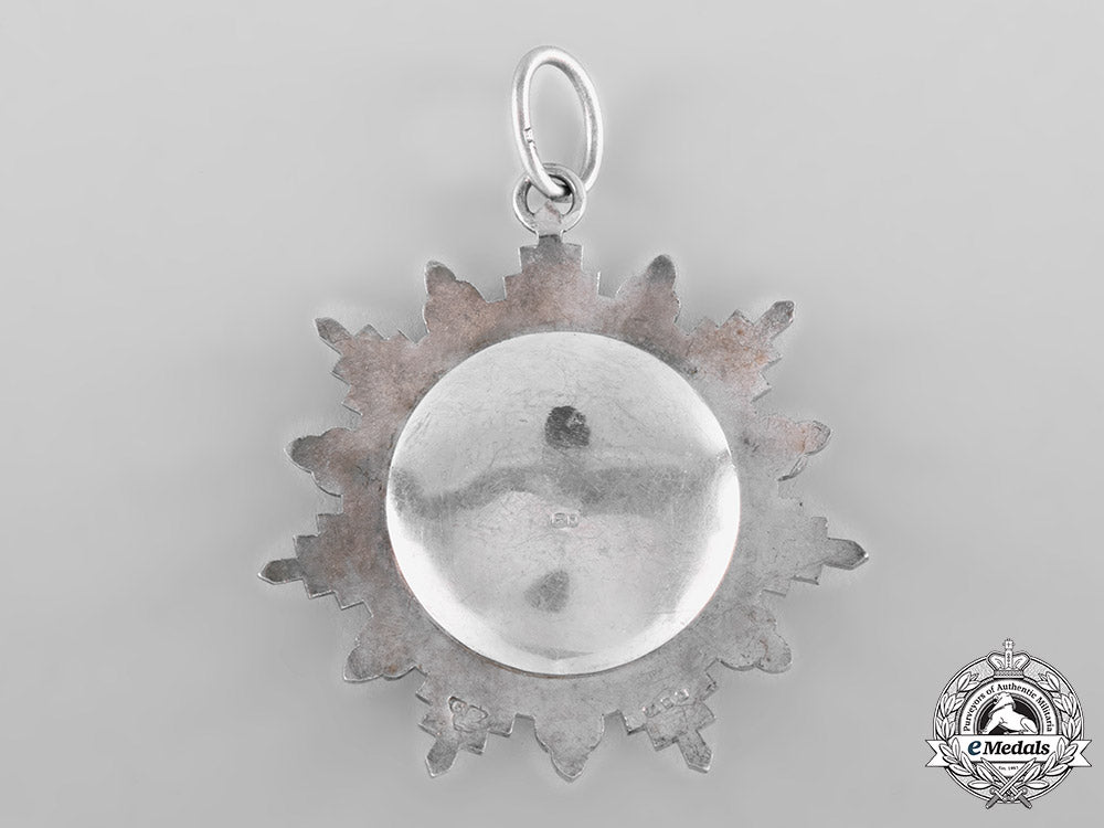 malaysia,_constitutional_monarchy._a_most_esteemed_order_of_the_crown,_commander,_by_garrard,_c.1964_tray215_3_lo_198_1_1