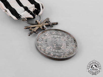 hohenzollern,_state._a_house_order_of_hohenzollern_silver_merit_medal_with_swords,_c.1914_tray37_2_lo_008