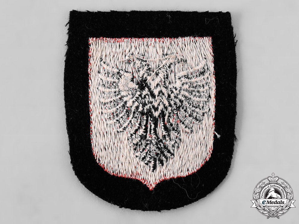 germany,_ss._a21_st_waffen_mountain_division_of_the_ss_skanderbeg_sleeve_shield_tray49_1_lo_048