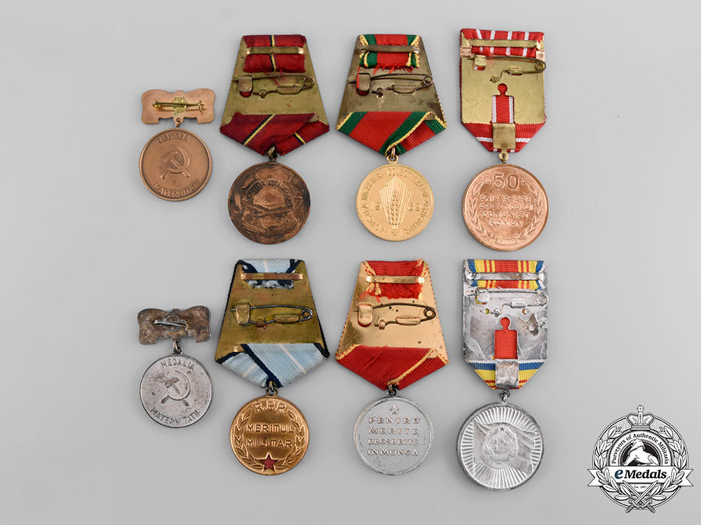 romania,_republic._a_lot_of_eight_medals&_awards_tray4_lo_058