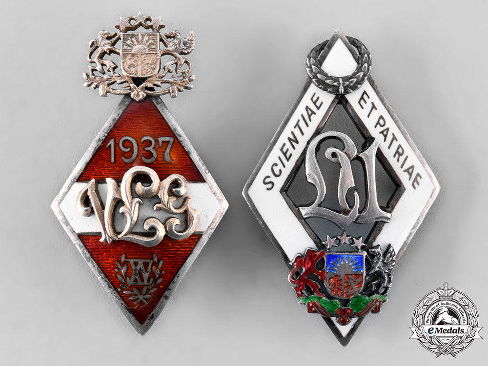 latvia,_republic._a_pair_of_university_graduation_badges,_c.1937_tray502_lo_005