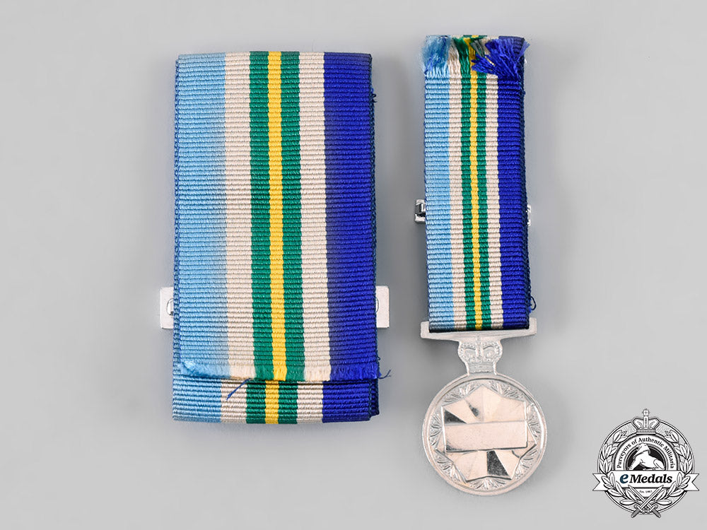 australia,_commonwealth._an_australian_service_medal1945-1975_with_case_tray511_lo_049