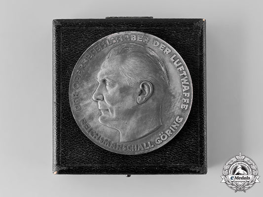 germany,_luftwaffe._a_table_medal_for_outstanding_technical_achievements_in_the_luftwaffe,_with_case_tray513_lo_007