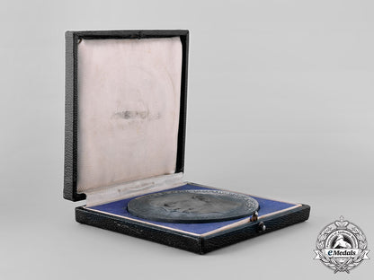 germany,_luftwaffe._a_table_medal_for_outstanding_technical_achievements_in_the_luftwaffe,_with_case_tray513_lo_011