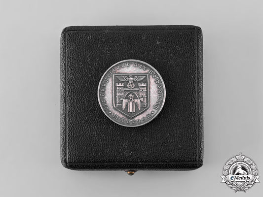 germany,_third_reich._a_münch_commemorative_medal_for_service_workers_and_labourers,_with_case_tray513_lo_032