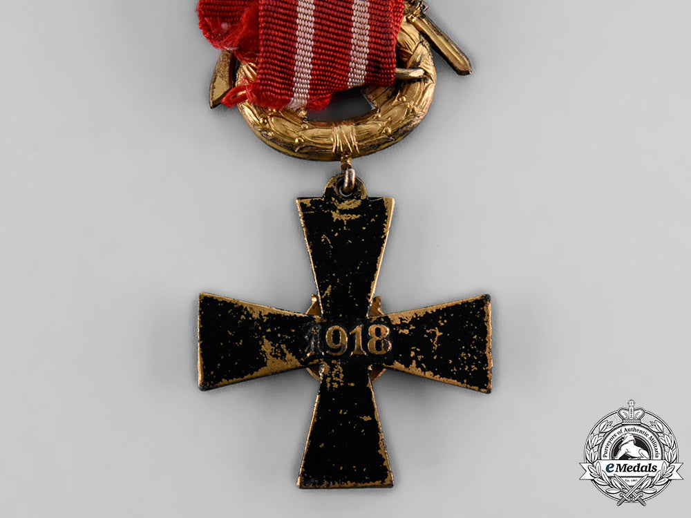 finland,_republic._an_order_of_the_cross_of_liberty,_iii_class,_military_division,_c.1918_tray52_3_lo_101