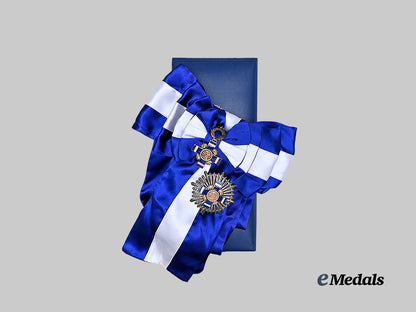 el_salvador,_republic._a_national_order_of_josé_matías_delgado,_grand_cross_set_in_case_e_medals__w8668_4