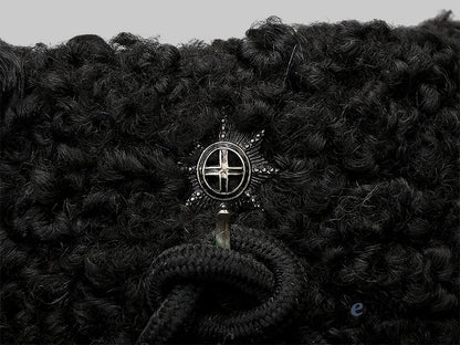 canada._a_queen’s_own_rifles_busby_with_plume_and_metal_case_e_medals__m0432-254_15