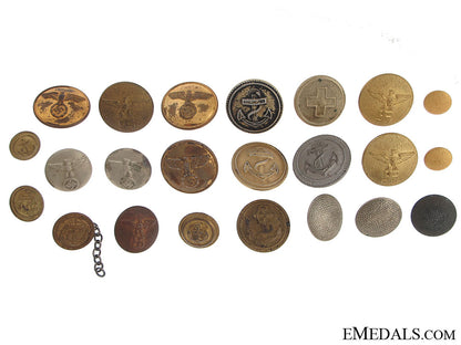 twenty-_three_german_buttons_twenty_three_ger_511145fd5457d