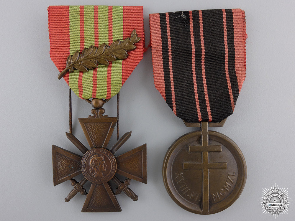 two_french_second_world_war_two_medals_two_french_secon_5504561bd36ac