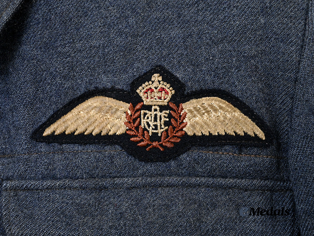 canada,_commonwealth._a1942_dated&_named_r_c_a_f_pilots_battle_blouse,_by_eaton's_co._e_medals__c7669_10