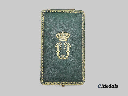 italy,_kingdom._an_order_of_st._maurice_and_st._lazarus,_knight_in_gold,_by_cravanzola_e_medals__m0332-71_2