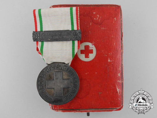 an_italian_benemerenti_red_cross_medal_with_clasp&_case_u_264