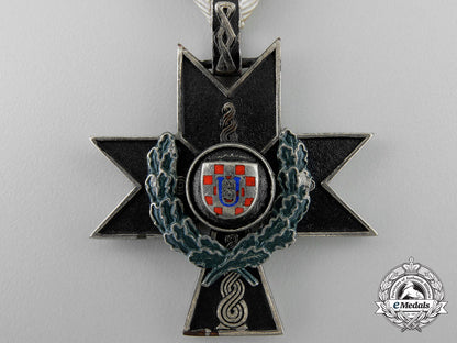 croatia._an_order_of_iron_trefoil_with_oakleaves_for_gallantry_in_action,_c.1941_u_354_2_1