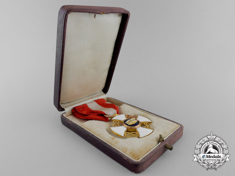 a_victor_emanuel_iii_italian_order_of_the_crown_in_gold;5_th_class_u_528