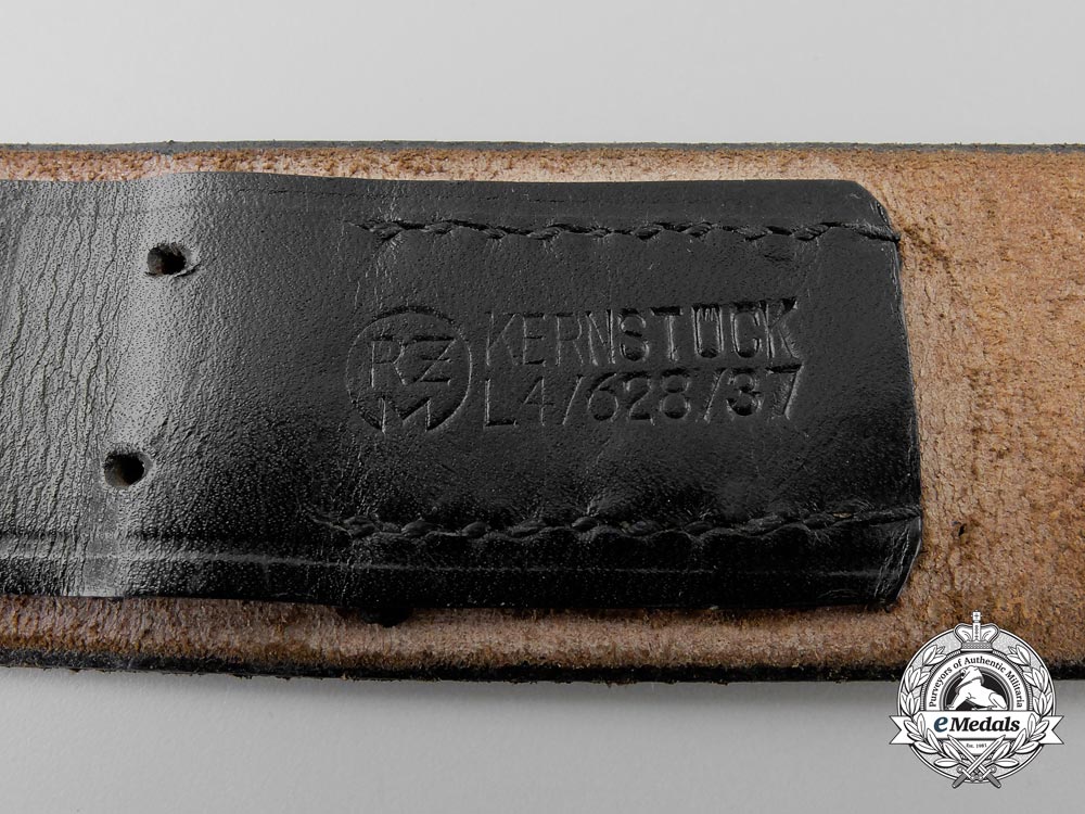 a_german_black_leather_belt_by_kernstuck1937_u_565