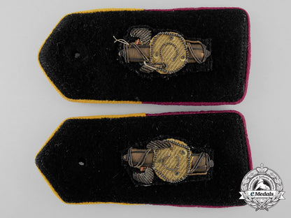 italy,_fascist_state._a_set_of_shoulder_boards_u_923_1