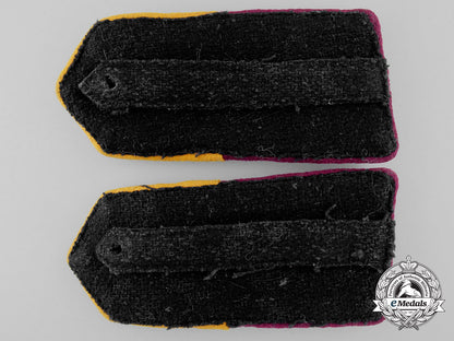 italy,_fascist_state._a_set_of_shoulder_boards_u_924_1