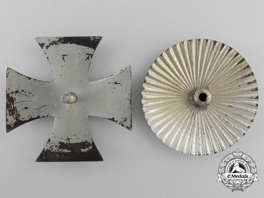 an_iron_cross_first_class1914;_screw_back_version_u_952