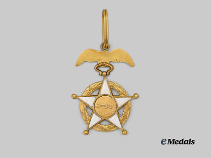 chile,_republic._an_order_of_merit,_commander_e_medals__m0332-51_4